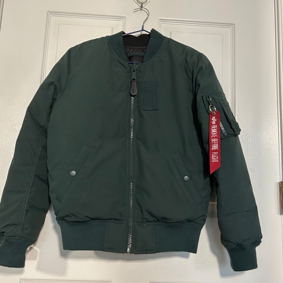 Alpha Industries Jacket - Picture 2 of 4